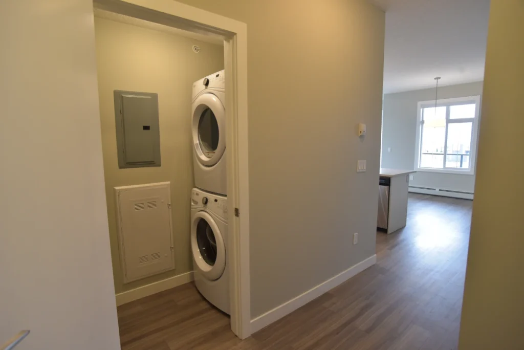 apartments with in-suite laundry Edmonton